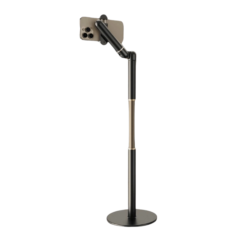 黑色和金色的麥克風支架，適合直播使用